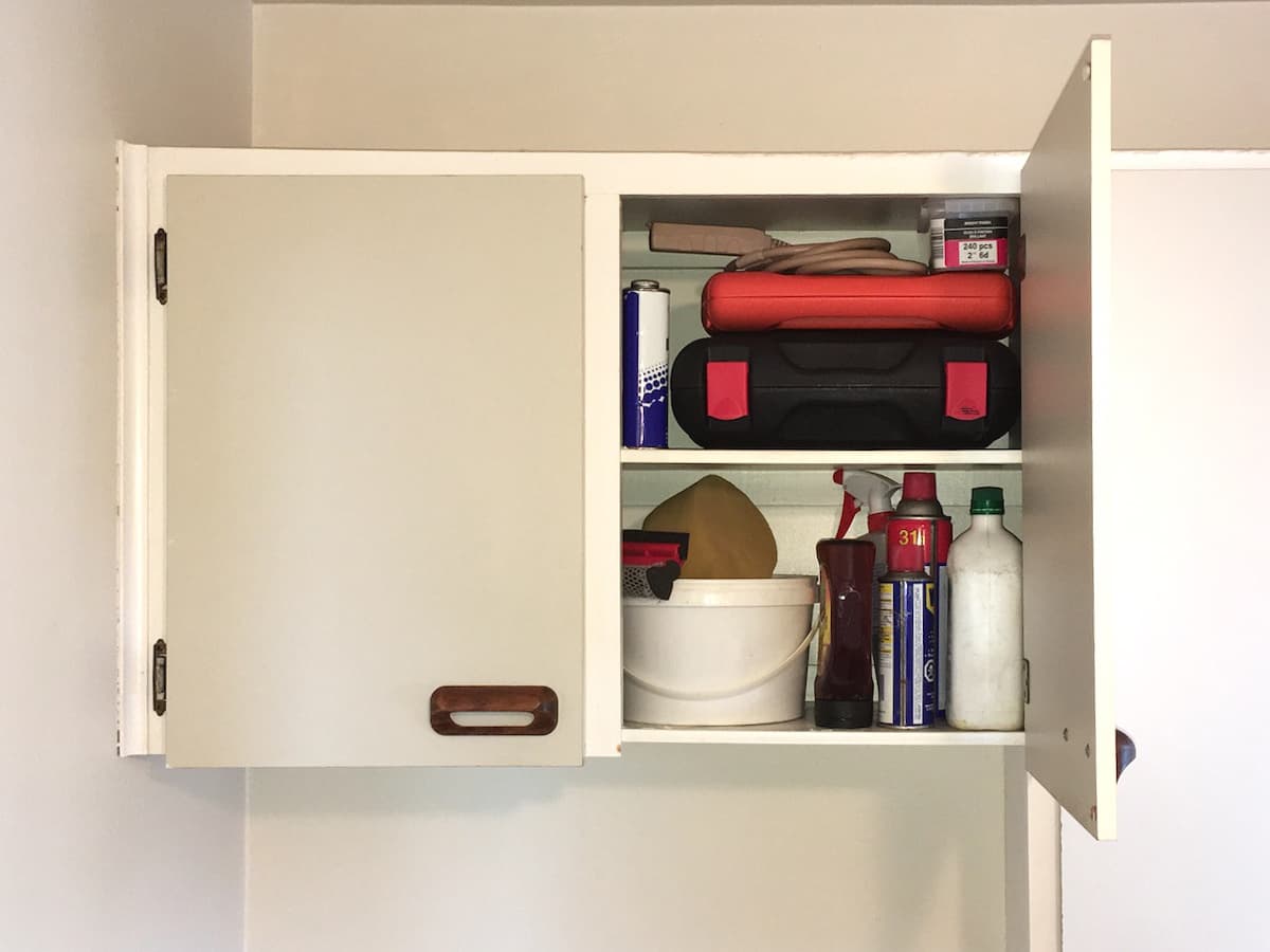 Cheap shop garage cabinets