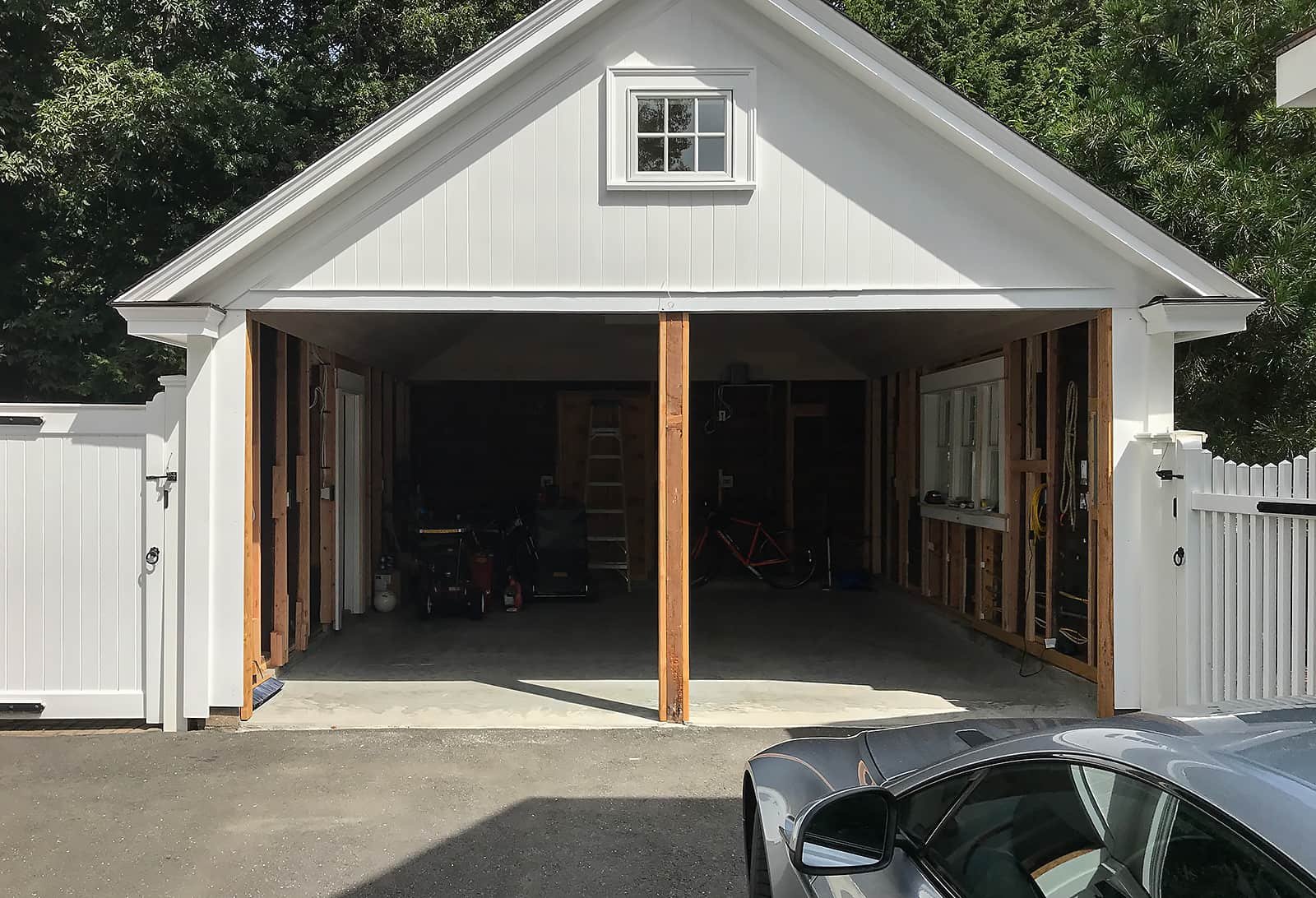 7 Smart Reasons To Complete Your Unfinished Garage