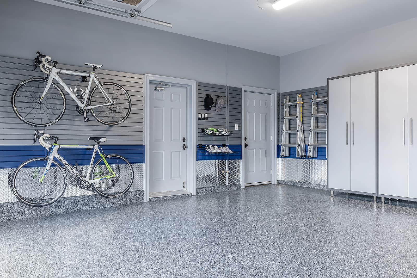 Ways to store hot sale bikes in garage